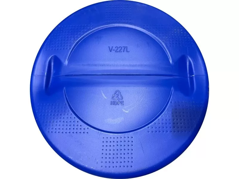 Бочка п/э 227л новая с 2-мя пробками вес 8,5кг, код: 07411