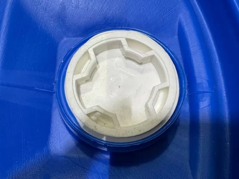 Бочка п/э 227 л новая с 2-мя пробками, вес 7,5кг, арт. БП 227п 7,5кг, код: 00225