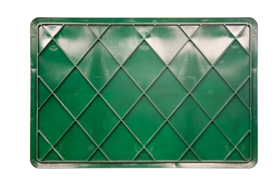 Ящик перфорированный 600×400×140 мм, объем 27 л., арт.: 705.02.02 м, зелёный, код: 16404