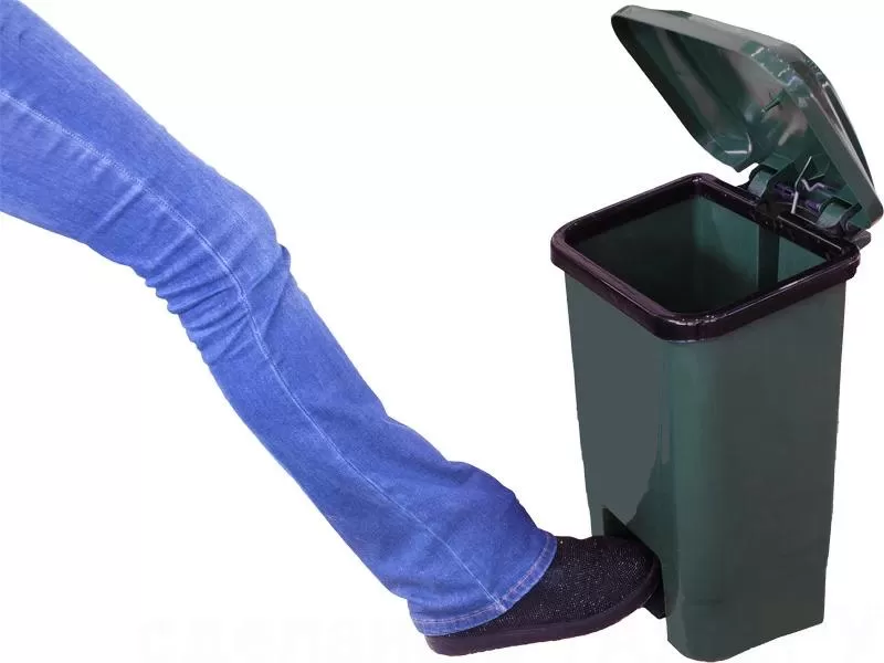 Мусорный контейнер полимерный 30л., с педалью, с пакетодержателем, код: 36517