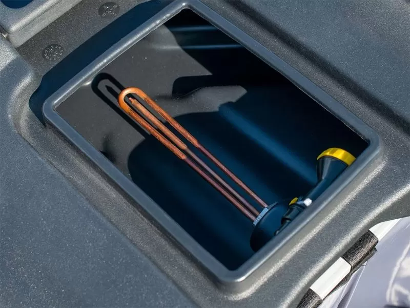 Пластиковый бак для душа 200 литров с подогревом