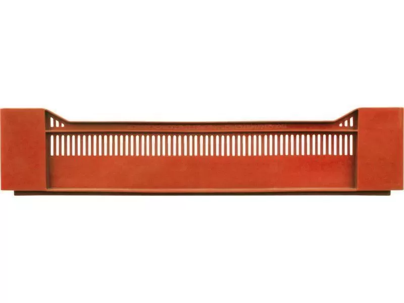 Ящик перфорированный 600×400×135, арт.: 120, объём 32.4, красный, код: 07728