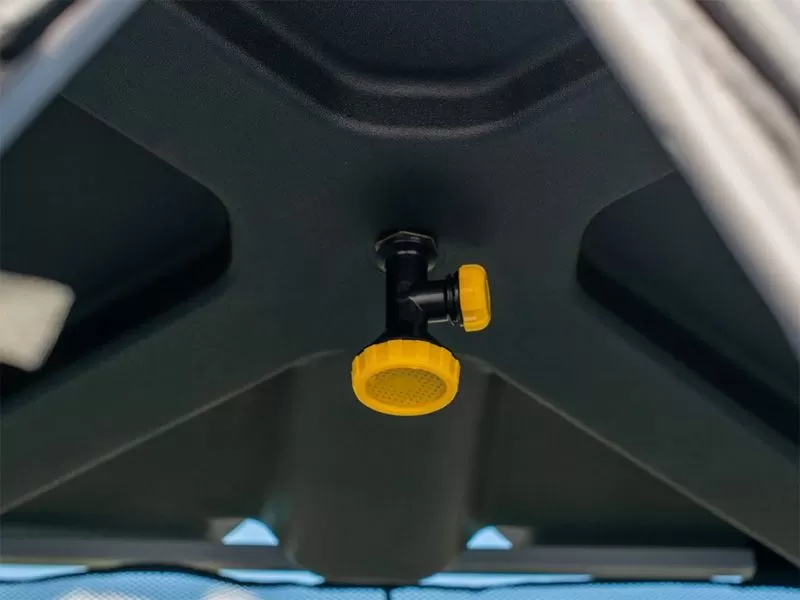 Пластиковый бак для душа 200 литров с подогревом