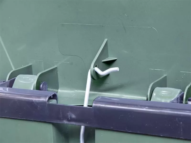 Мусорный контейнер полимерный 80л., с педалью, с пакетодержателем, код: 36519